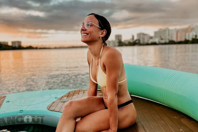 2-Hour Floating Hangout in Condado with Prosseco and Charcuterie - Key Details Before You Book