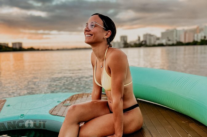 2-Hour Floating Hangout in Condado with Prosseco and Charcuterie - Two Hours That Reward a Slow Pace