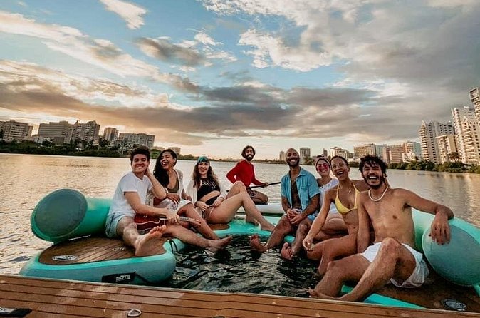 2-Hour Floating Hangout in Condado with Prosseco and Charcuterie - What the Price Means for Different Group Sizes