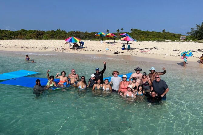 All-Inclusive Private Charter to Icacos or Palomino Islands - What comes with the $750 private charter