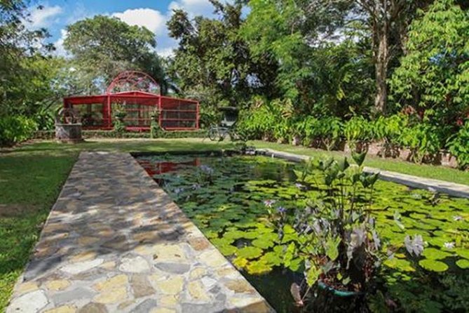 Caguas Cultural Day Trip from San Juan Including Botanical Garden and Lunch - Lunch in the garden, with a taste of Puerto Rico