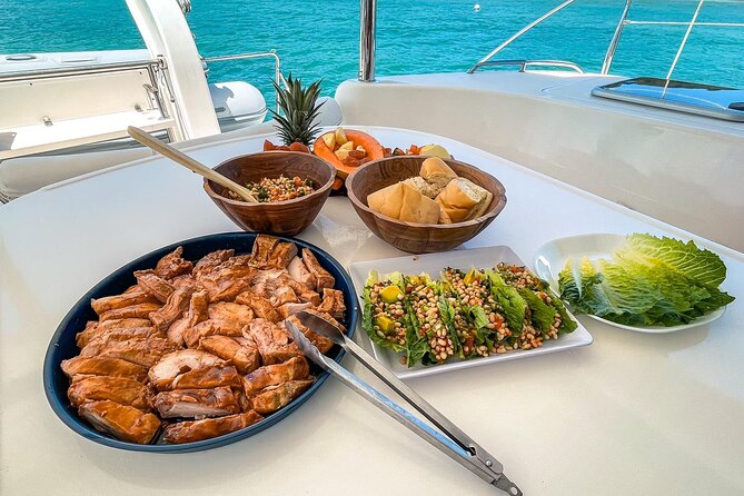 Catamaran Charter Puerto Rico Jenica - The 7 to 12 person option is not all-inclusive
