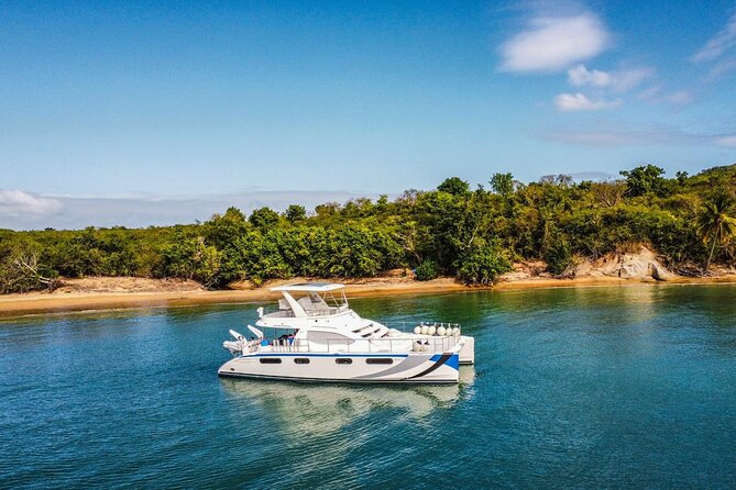 Catamaran Charter Puerto Rico Jenica - What comes with the six-person package