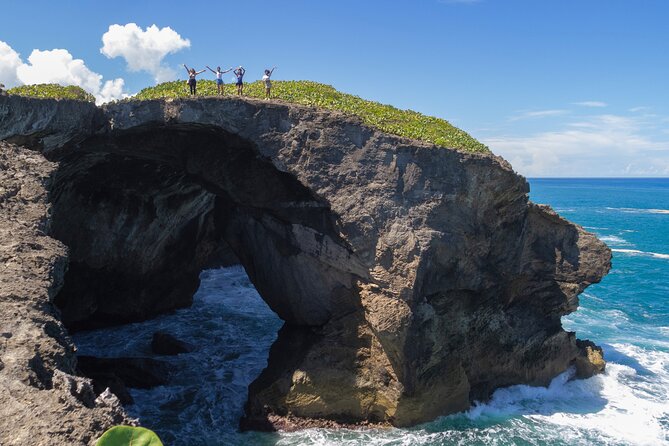 Cueva del Indio and Charco Azul Cave and Waterfall Adventure - Who should book this adventure?