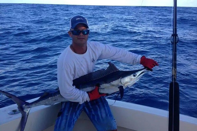 Deep Sea Fishing Private Boat Charter in San Juan - The crew, equipment, and onboard comfort