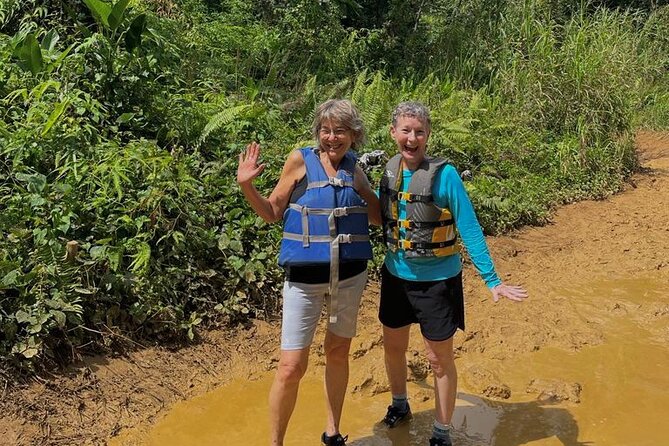 El Yunque Small Group Tour with Luquillo Lunch Stop and Transport - What the guides add to the day