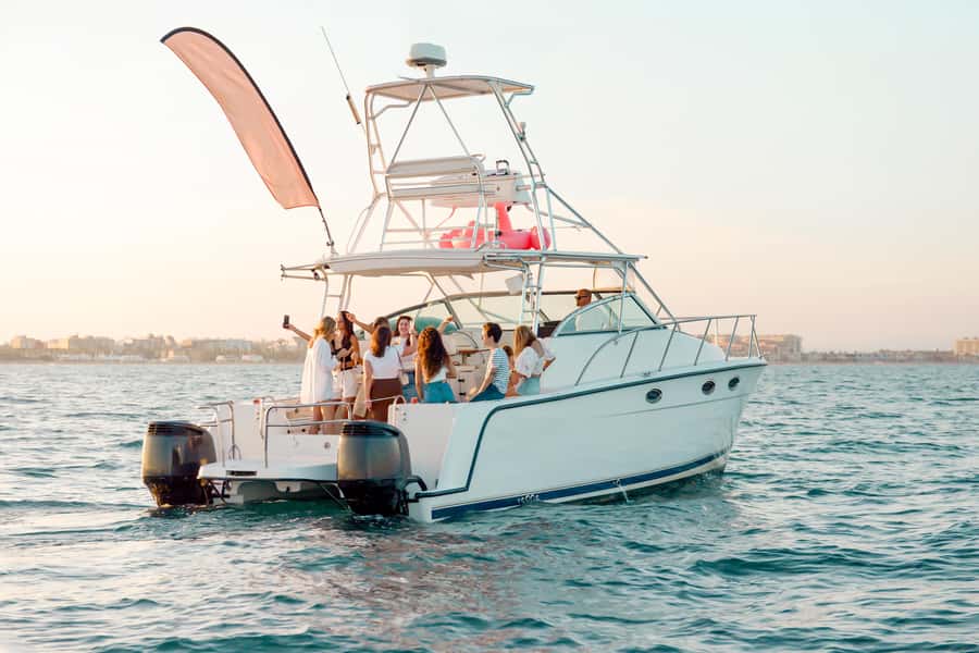 From Fajardo: Boat and Snorkeling in Culebra Island with All-Inclusive - White sand and free time on Culebra