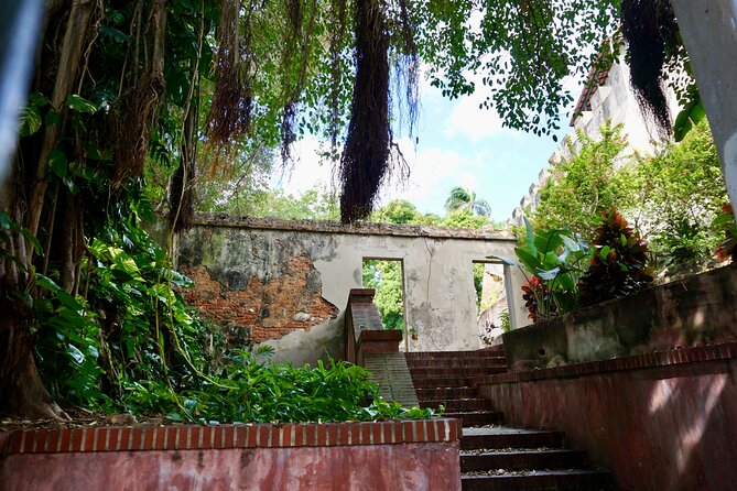 Historical Walking Tour of Old San Juan - Casa Blanca and the early colonial period