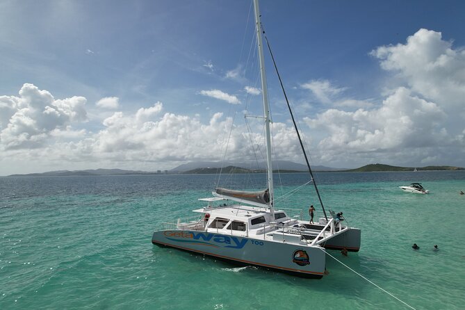 Icacos: Luxury Sailing Catamaran All Inclusive Beach and Snorkel - Drinks, Music, And The Social Mood