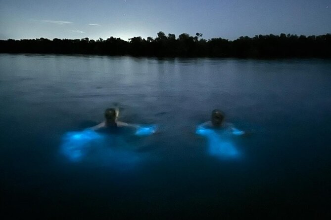La Parguera Bio Bay Boat Ride and Swimming w/ San Juan Transport - Swimming among the sparks is the main event