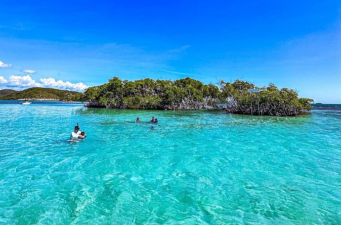 La Parguera Private Boat Charter - Mata La Gata and Cayo Enrique