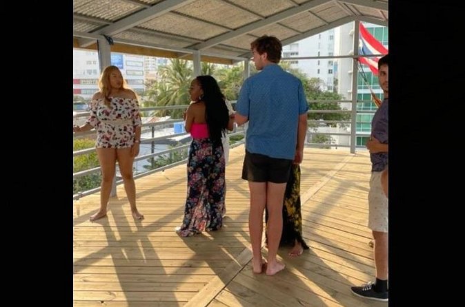 Learn Salsa in San Juan - Vivid beginner lesson - Why the rooftop setting adds value