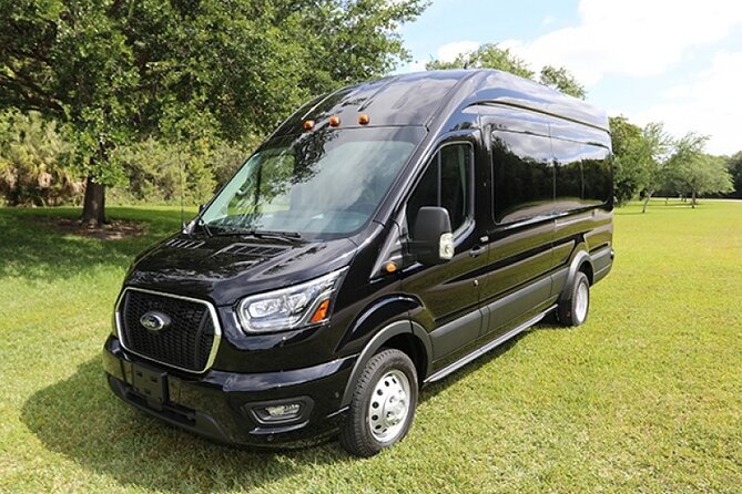 Luxury Private Car SJU Arrival or Departure Airport Pickup - Punctuality Matters Most At The Airport