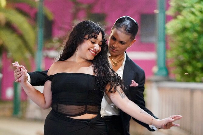 Moonlight Beginner Salsa Class in San Juan - From Class to San Juan Salsa Nightlife