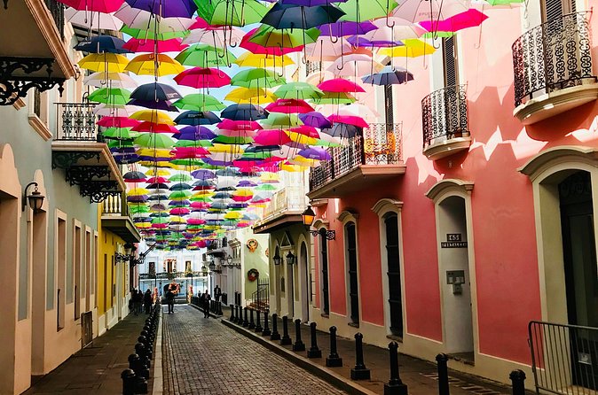 Old San Juan Historical Walking Tour - Iglesia de San José and the old streets
