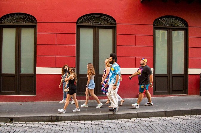 Old San Juan Historical Walking Tour - Guides who make the history easier to follow