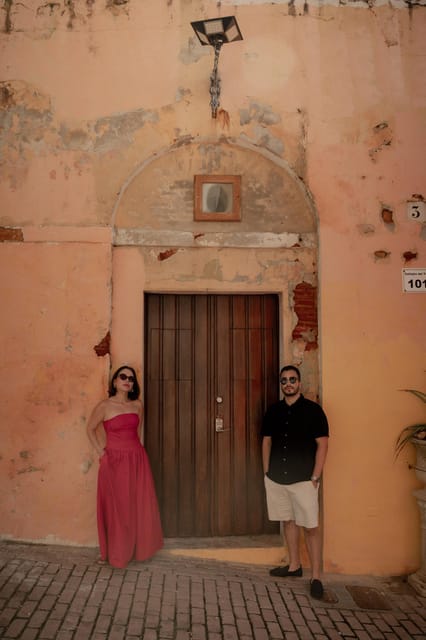 Old San Juan: Photoshoot Walking Tour - The Puerto Rico Flag doors and Callejón de la Puerta con la Bandera