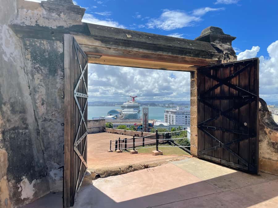 Old San Juan: San Cristobal Castle and Old Town Walking Tour - How to make the most of the 150 minutes
