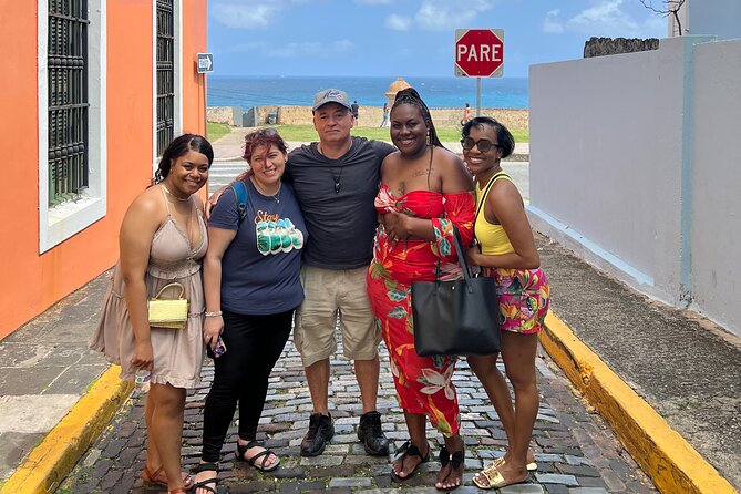 Old San Juan Tour in Spanish - The Puerto Rican flag at La Puerta de la Bandera