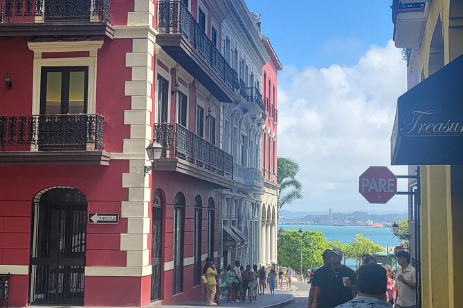 Old San Juan Walking Tour - The city walls, San Juan Gate, and La Muralla