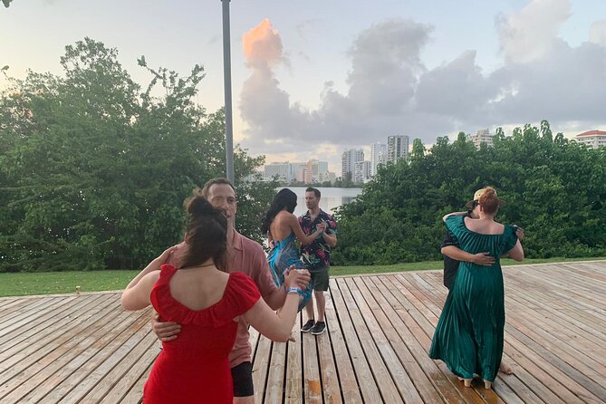Outdoor Salsa Class Experience in San Juan - Key points to know before you book