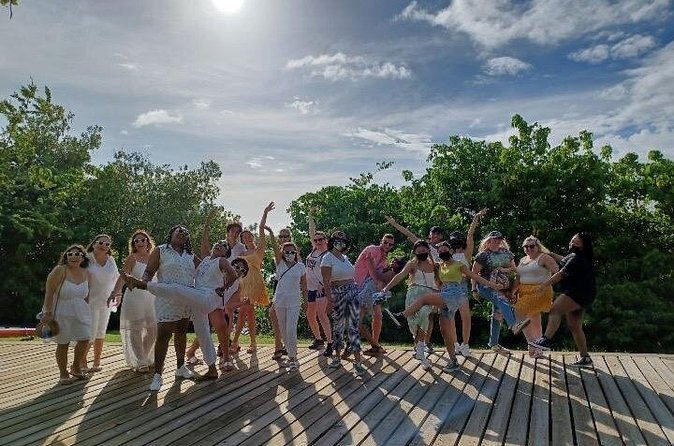 Outdoor Salsa Class Experience in San Juan - Steven, Andrés, and the teaching style