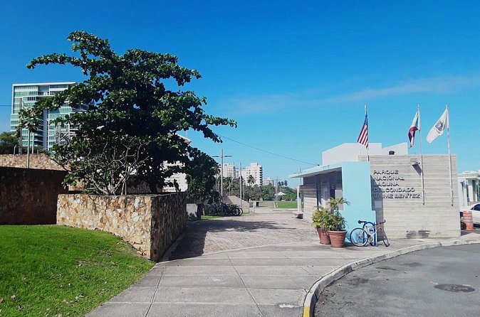 Outdoor Salsa Class Experience in San Juan - The one-hour lesson, step by step