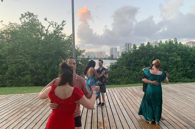 Outdoor Salsa Class Experience in San Juan - Heat, public-space distractions, and weather