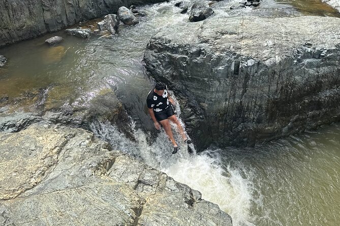 Pinones Bar Hopping Beach Food Tour & Caguas River Hidden Gem - Why Piñones and Loíza feel different