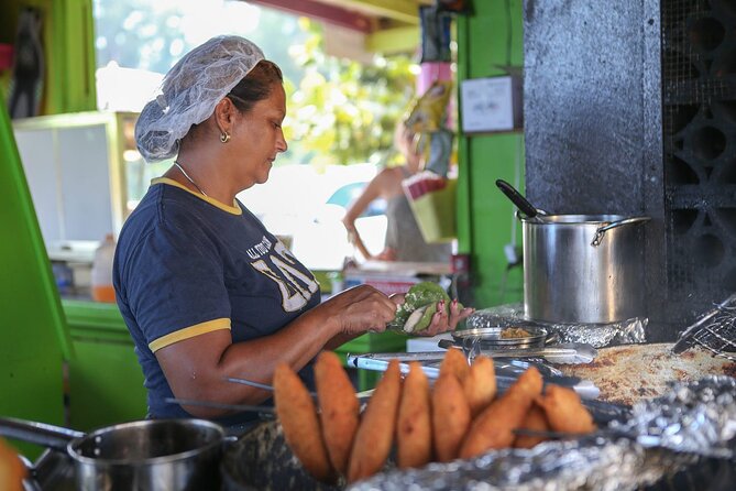 PR Chinchorreo-Beach and Bar Hopping Tour - Patillas is about local food and sea views