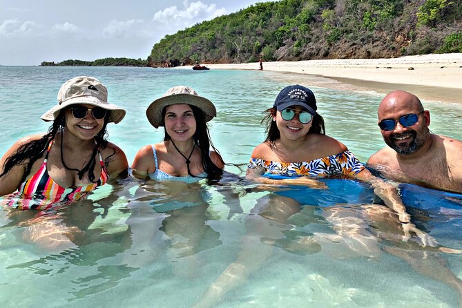 Private All-Inclusive 22ft Boat Guided Snorkeling Icacos Palomino - Isla Palominos: a quieter beach stop