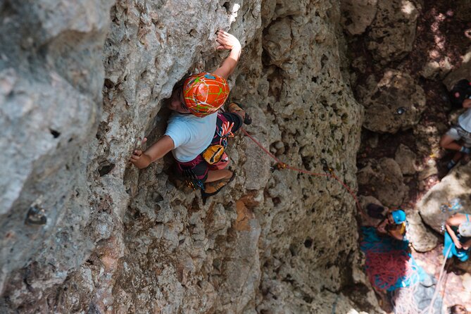 Private Guided Rock Climbing Trips in Puerto Rico - Climbing the 15 El Mamon routes