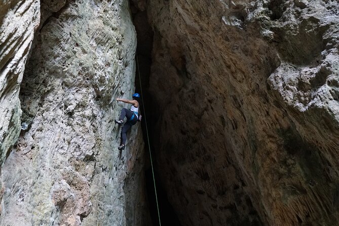 Private Guided Rock Climbing Trips in Puerto Rico - The 9:00 am start in Bayamón