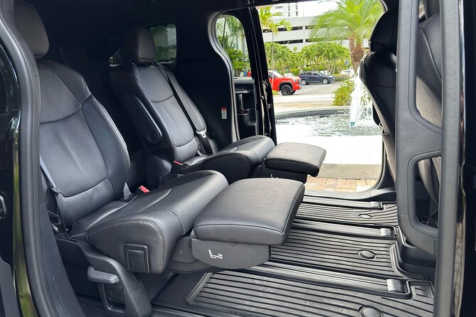 Puerto Rico Island Wide Transfers, Sienna Limited Luxury Minivan. - Airport, cruise, and accommodation pickup