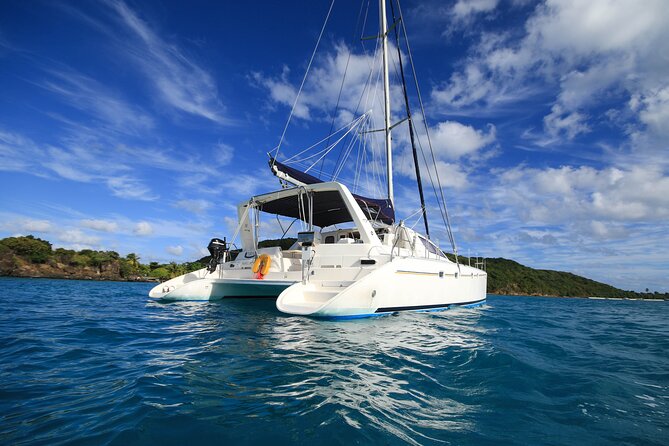 Puerto Rico Private Catamaran Sail from Fajardo - The crew service, from Carlos González to Ari