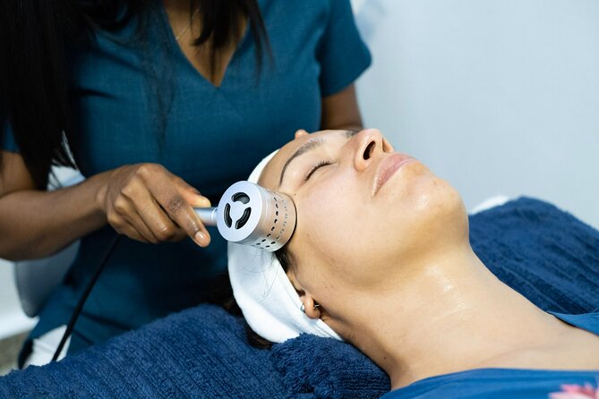 Rejuvenating Facial in Local Spa Room - What the $95 Facial Includes