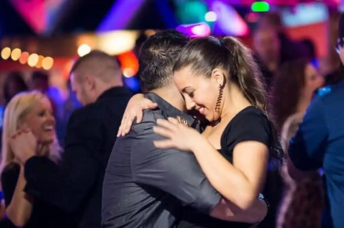 Salsa Dance Class and Nightlife Tour in San Juan - Taking the new steps to a live salsa band