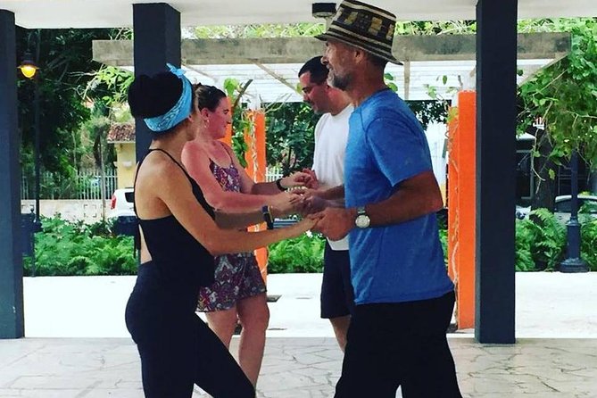 Salsa Dance Class in San Juan – Learn from Local Experts - Why Instructor Personality Matters