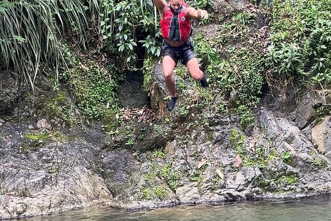 Salto de Pilar Cliff Jumping Tour - The restaurant stop adds a local finish