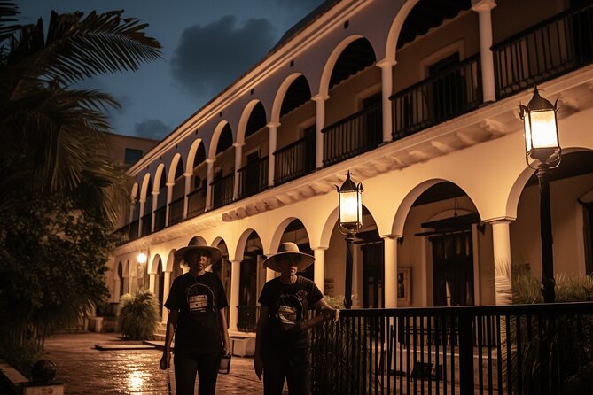 San Juan Ghost Tour: Shrieks in the Sugarcane - Ending at Plaza de San José