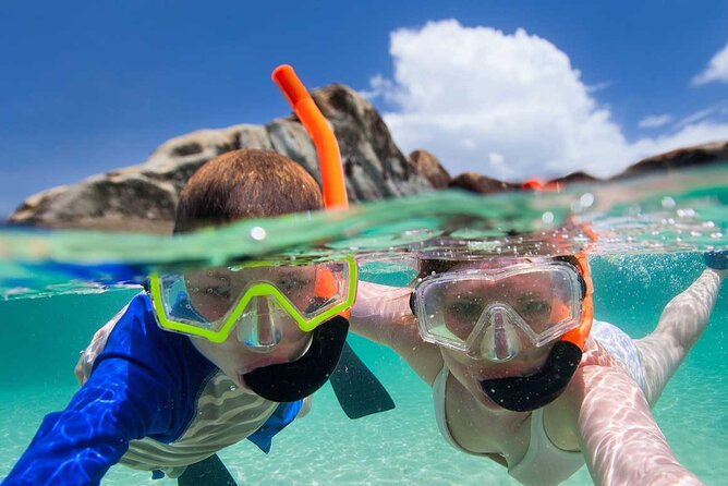 San Juan Guided Snorkeling Experience - With Transport 8am or 3pm - Entering El Escambrón from the public beach