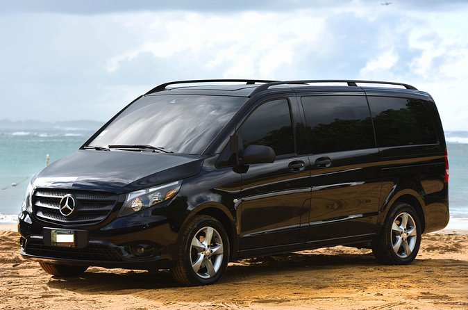 San Juan Luxury Private Round-Trip Transfer: SJU Airport - Cruise Pier - Hotel - Families, luggage, and group size