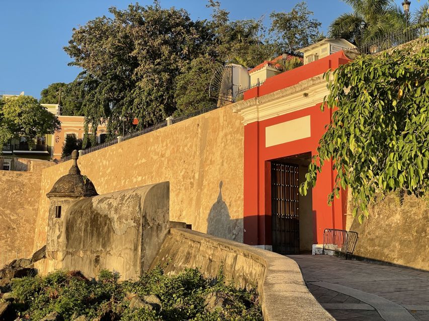 San Juan: Old Town Sunset Walking Tour - Why a sunset walk works in Old San Juan