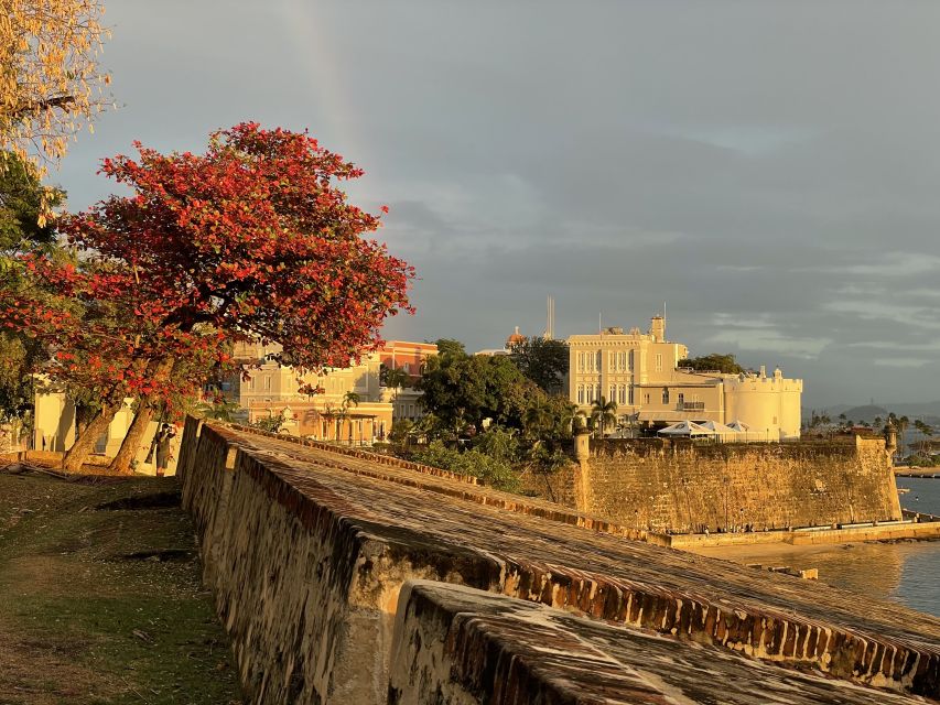 San Juan: Old Town Sunset Walking Tour - La Fortaleza and the ceremonial heart of San Juan