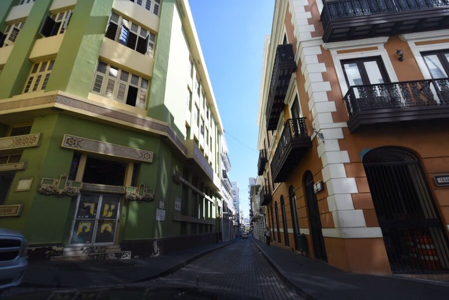 San Juan: Private City Highlights Driving Tour - Old San Juan and the two great forts