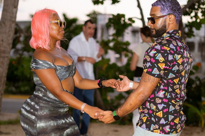 Sunset Salsa Beach Class in San Juan - Who will enjoy this most