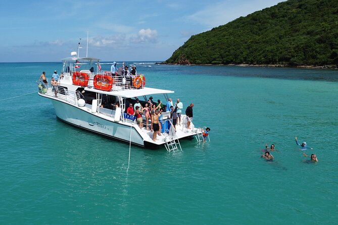 Theo Culebra Island Experience - The atmosphere onboard