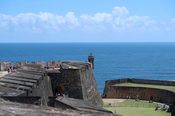Welcome to San Juan's Old Town: Private Half-Day Walking Tour - Photos and a pause at Parque de las Palomas