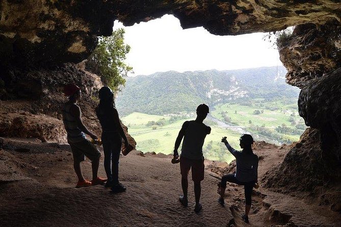 Window Cave Walking Tour from San Juan - Inside Cueva Ventana: bats, spiders, and stone