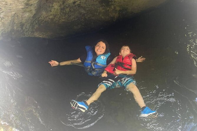 Yunque Rainforest Tour in Puerto Rico - Las Tinajas and Charco Frio: the water stop